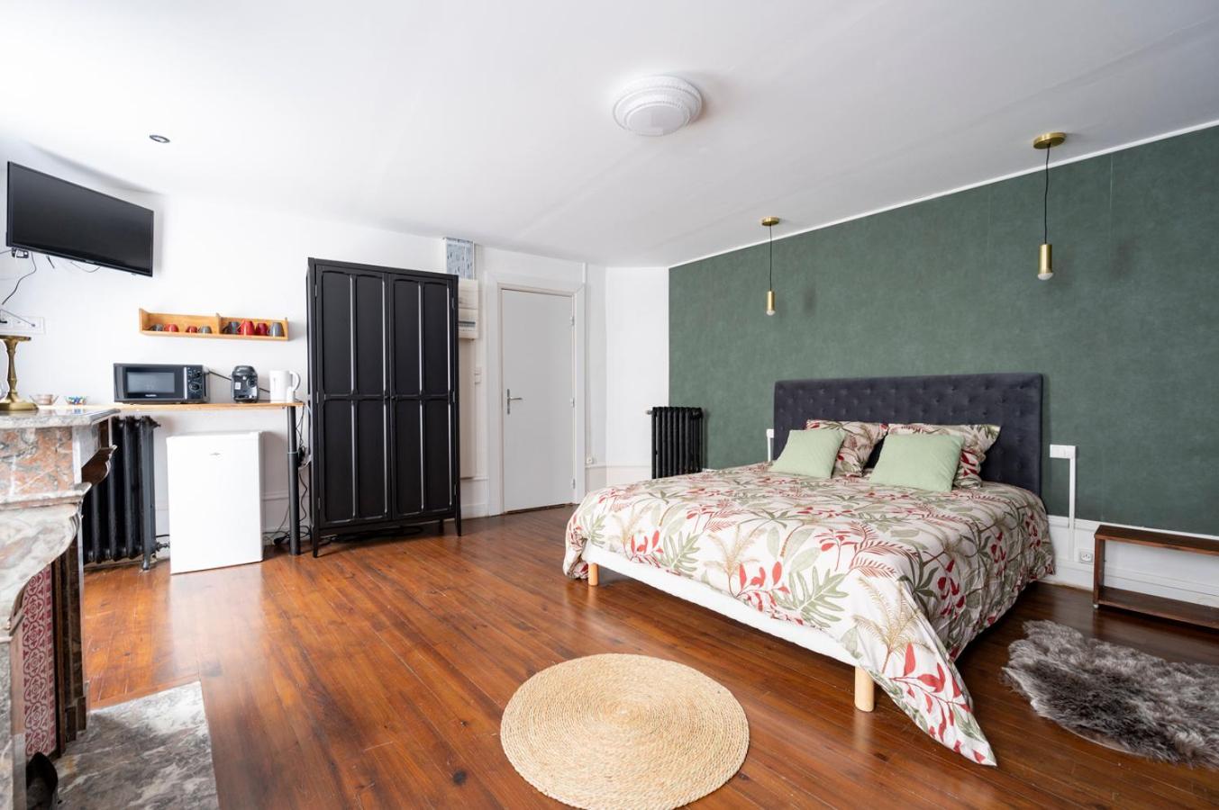 Appartement Spacieux Et Elegant Avec Jardin Montivilliers Ngoại thất bức ảnh